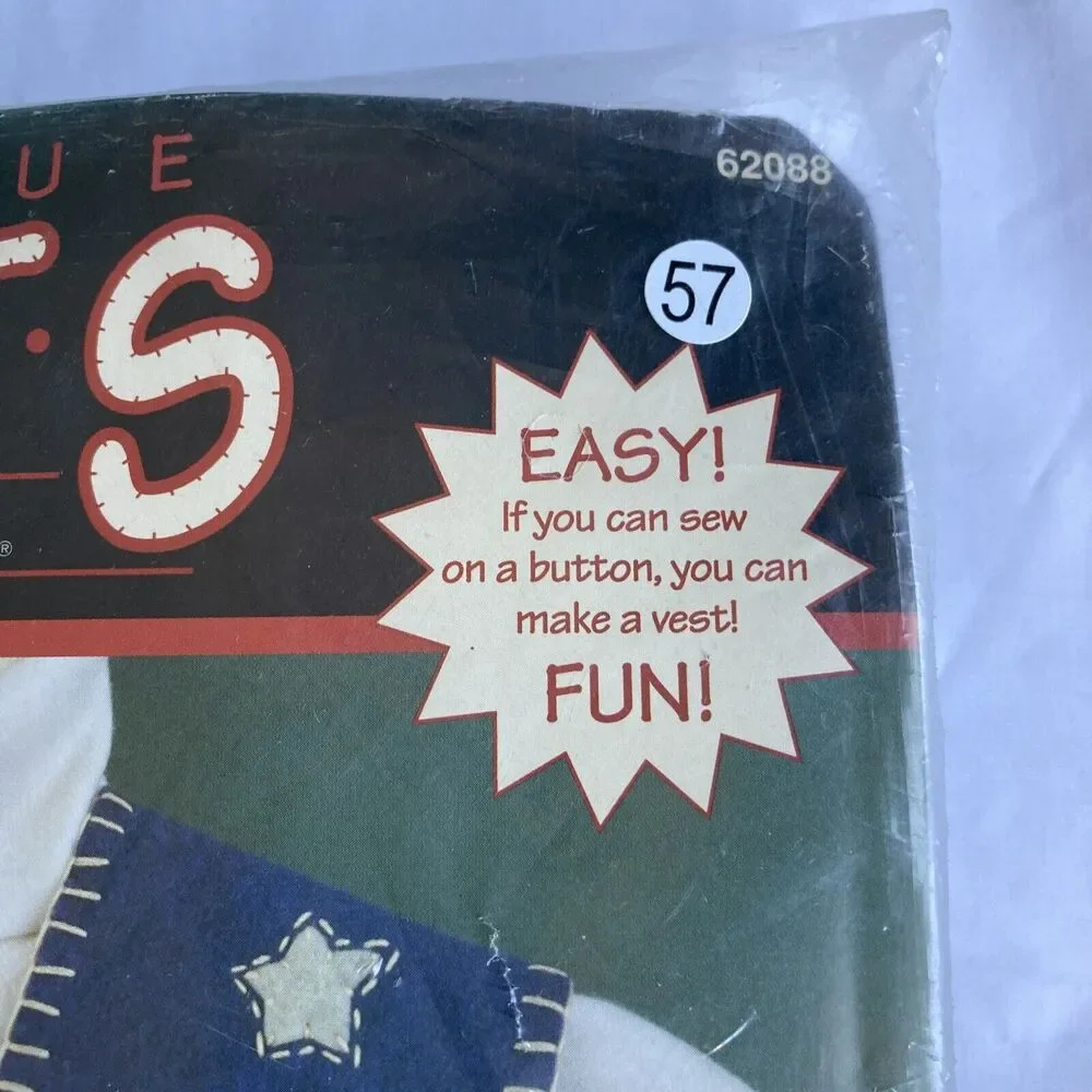 Dimensions Vests Stars 'N Snowmen Christmas Holiday Craft Kit Pattern Size S-XXL